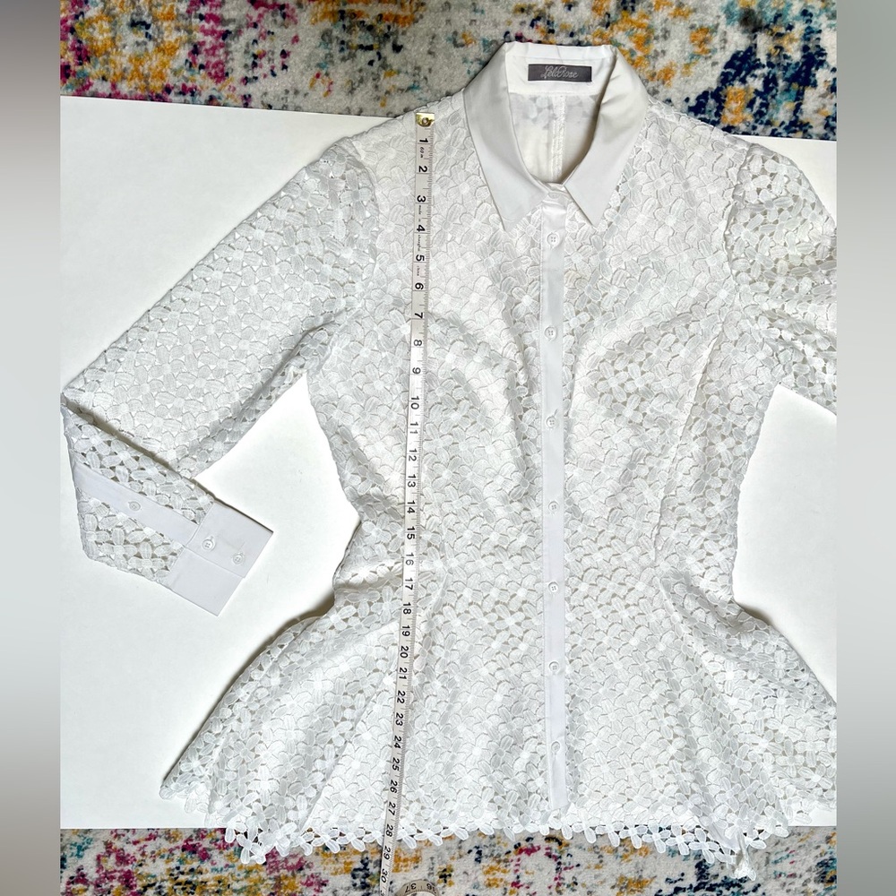 Lela Rose daisy embroidered blouse - Picture 14 of 16